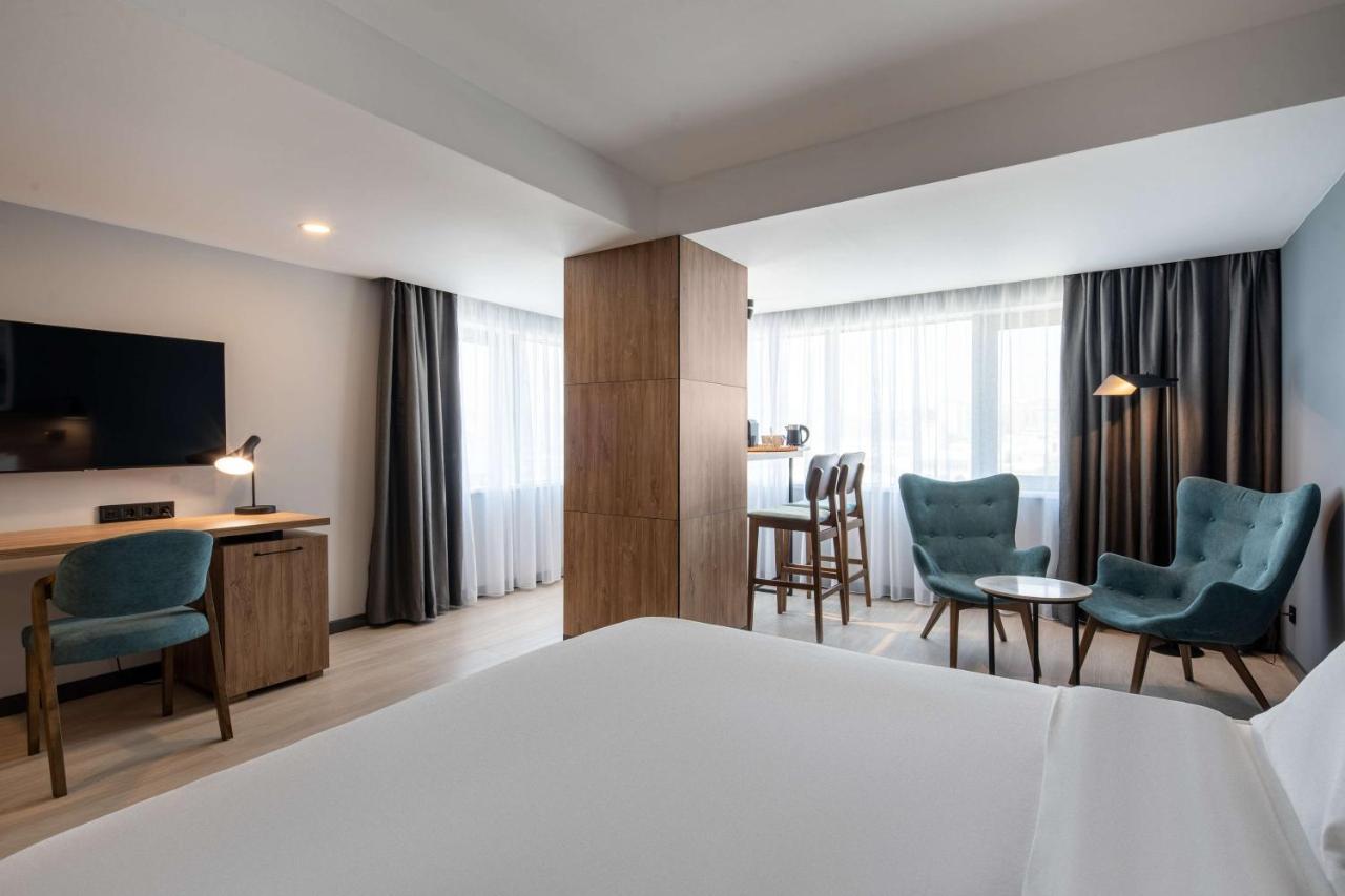 Junior Suite High Floor