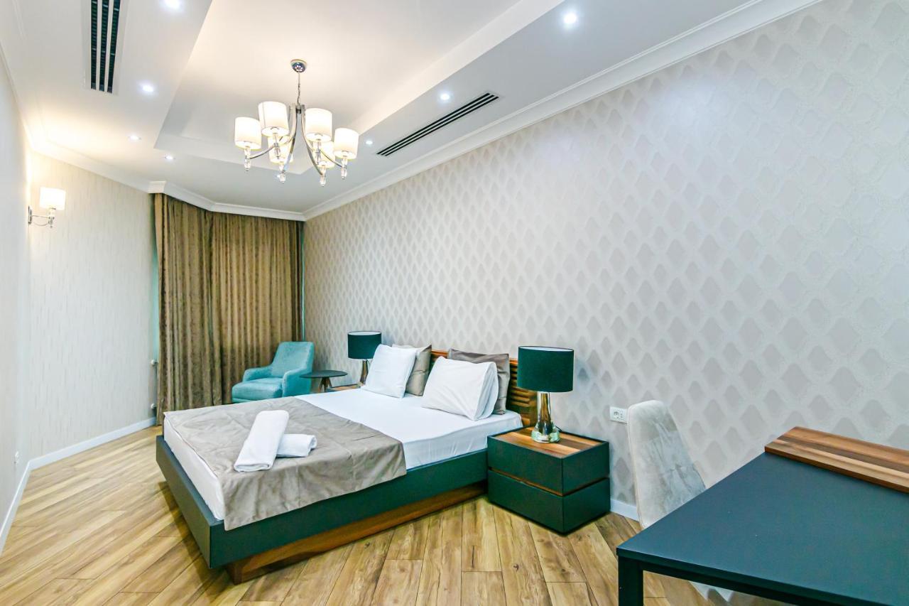 Three-Bedroom Deluxe Apartment