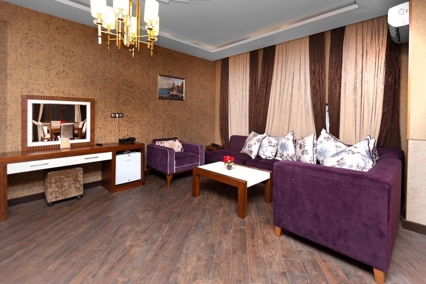 Deluxe Queen Room Two Queen Beds