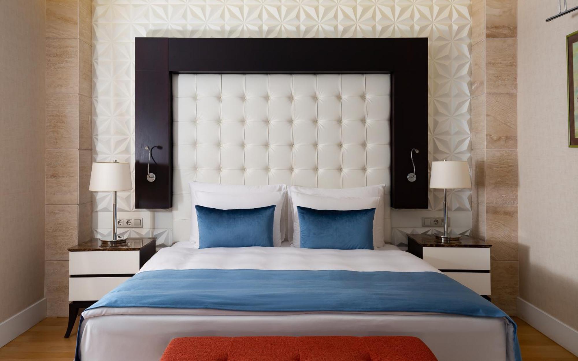 Superior Queen Room
