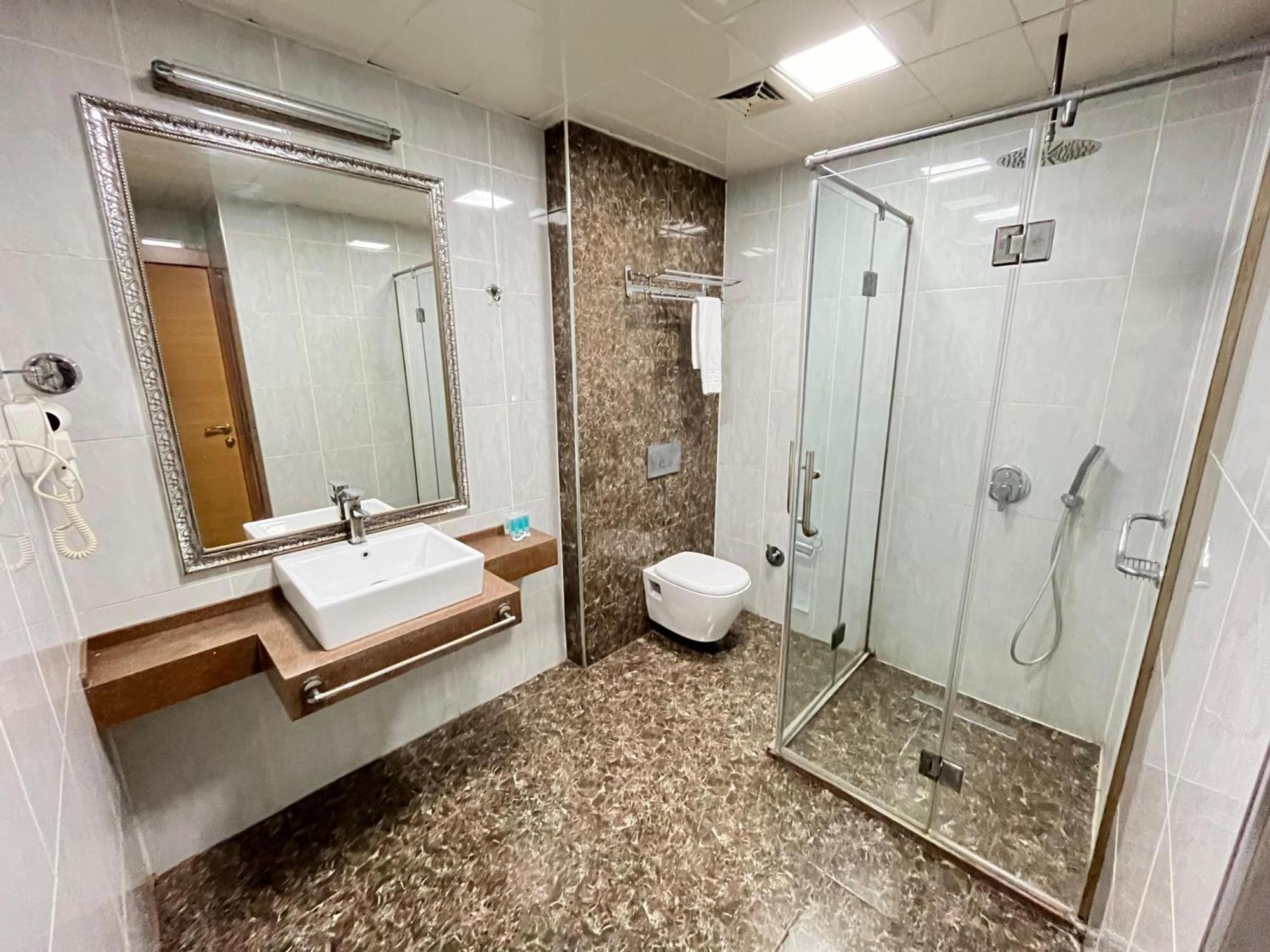 Double or Twin Room with Swimming Pool Access,1608813928:JPEG