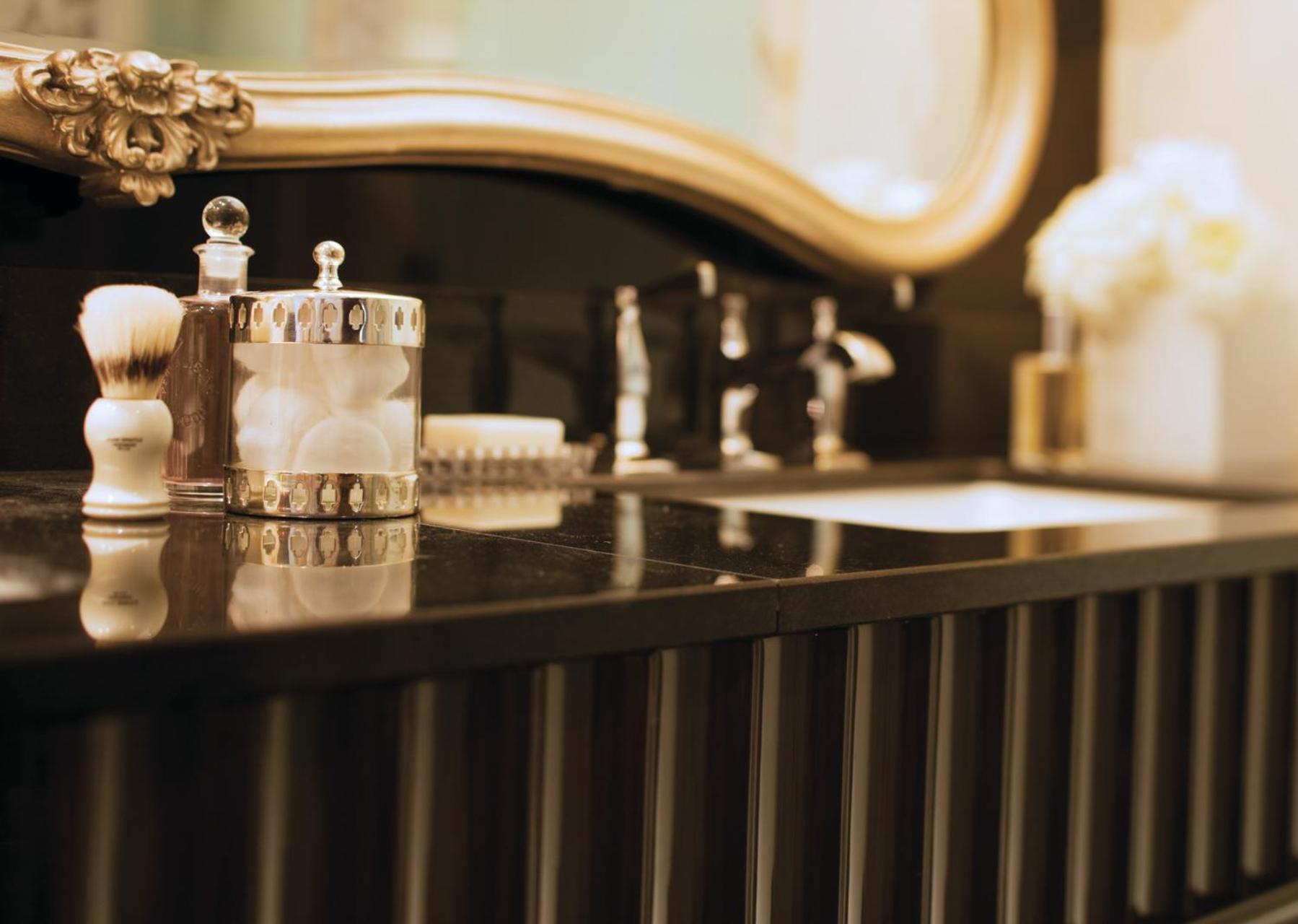 Deluxe Park View Room King