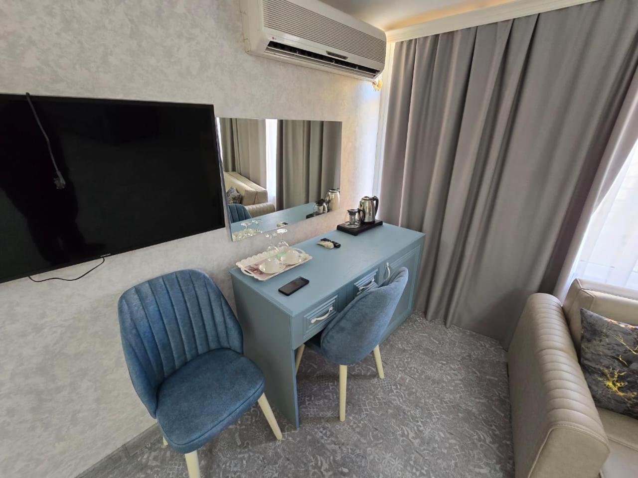 King Suite Sea View