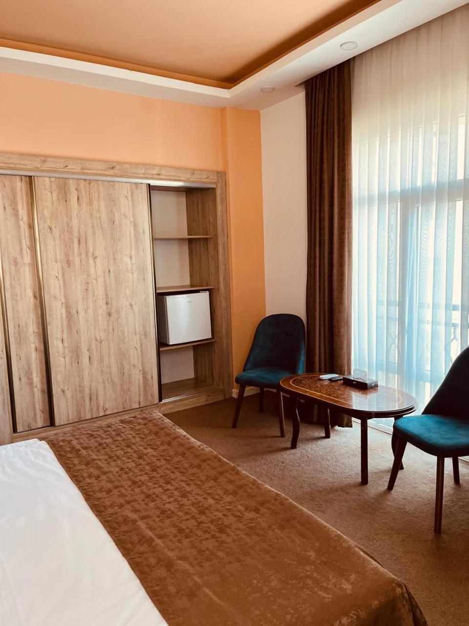 Deluxe Double or Twin Room City View