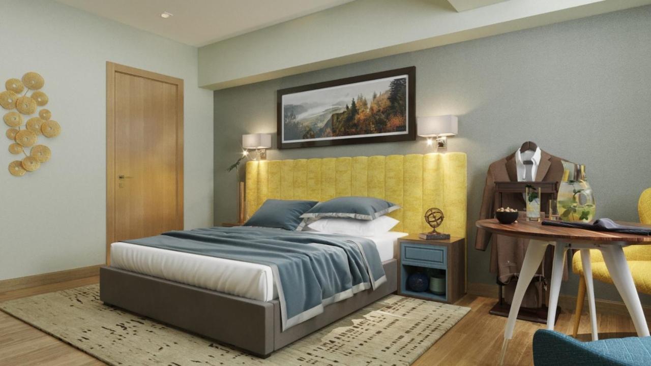 Large Double or Twin Room