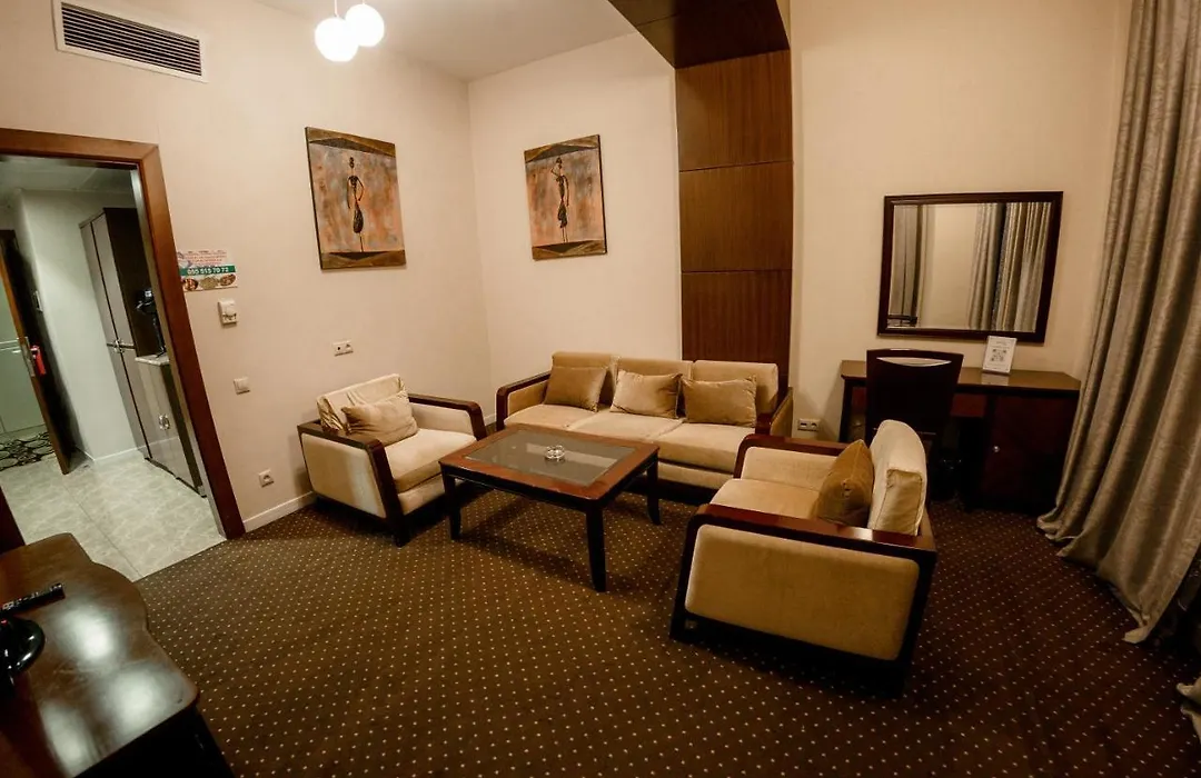 Astoria Hotel-1