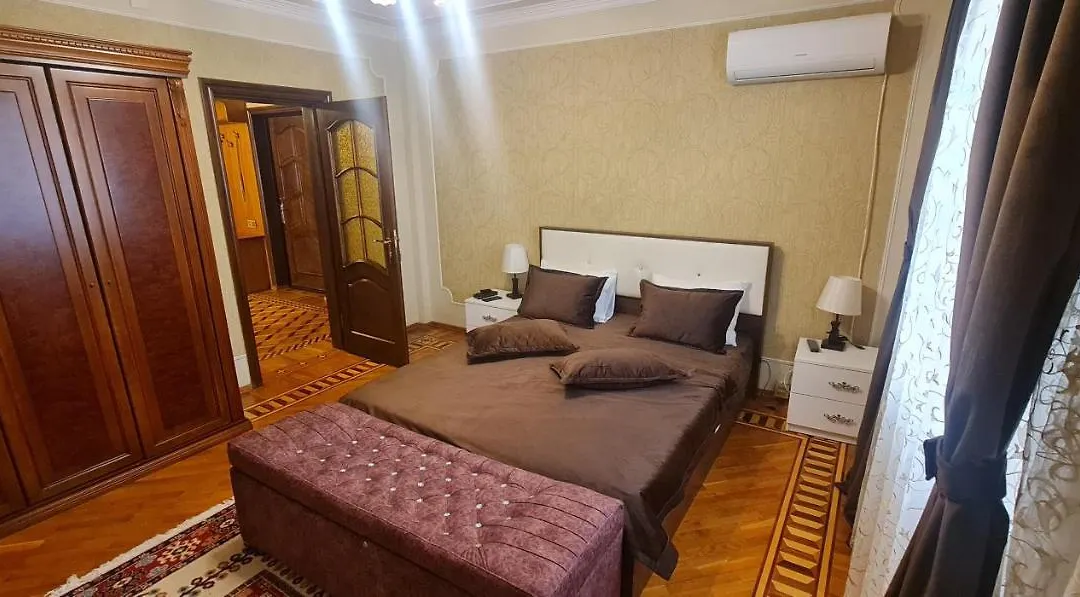 Gold Wall Apartment-1