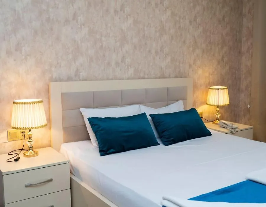Art Hotel-1