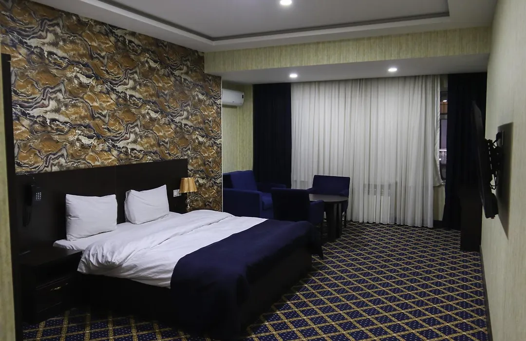 Kristal Inn Hotel-1