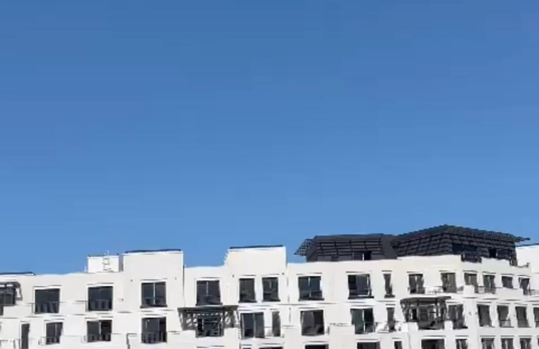 Sea Breeze Resort-1