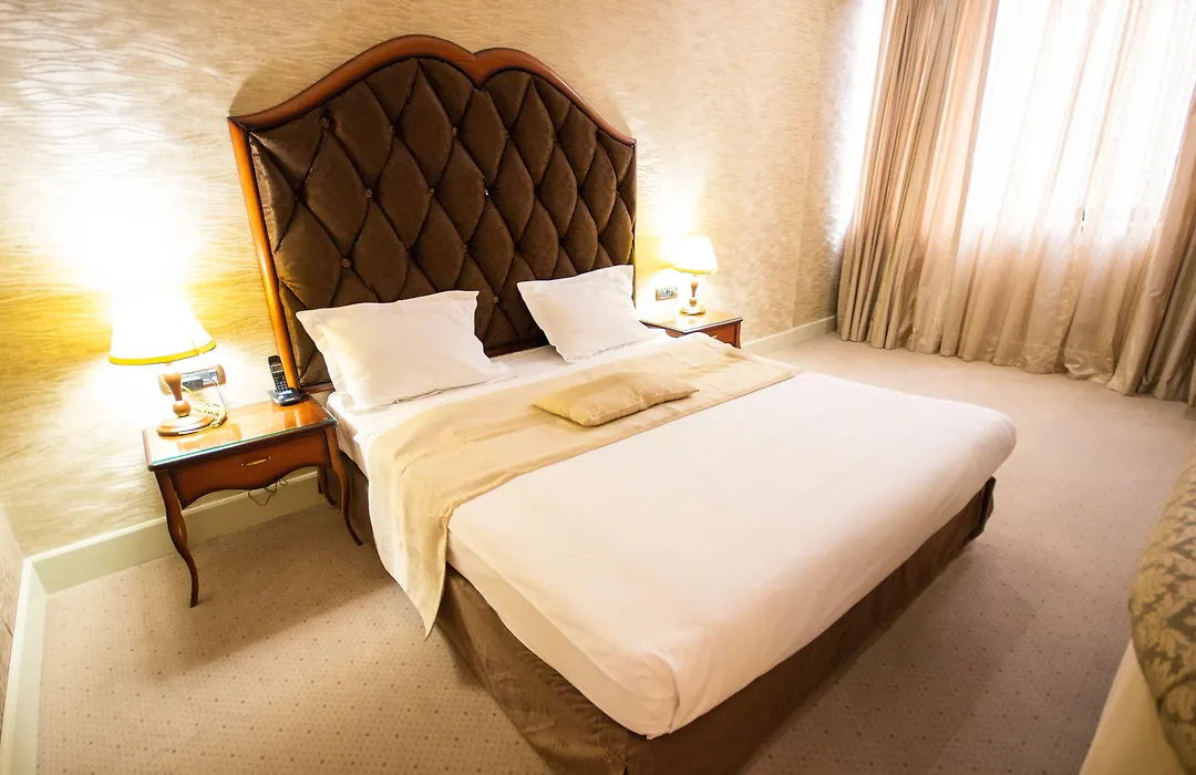 Sapphire Inn Hotel-1