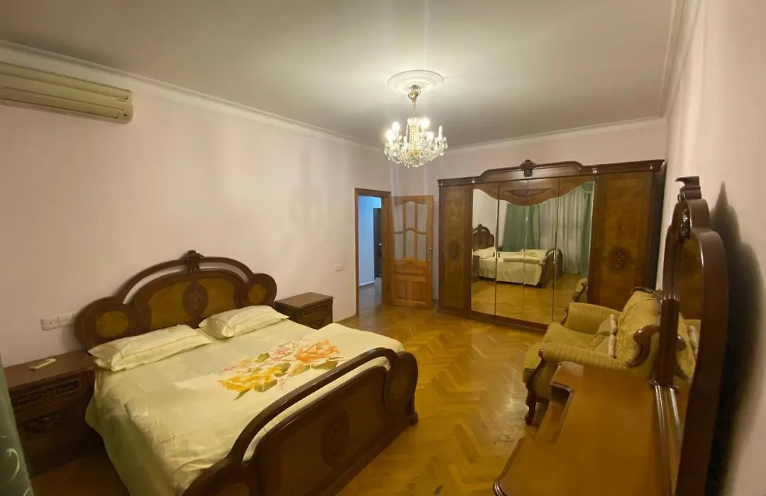 Nizami 118 - Portbaku-1