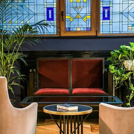 Hazz Hotel-2