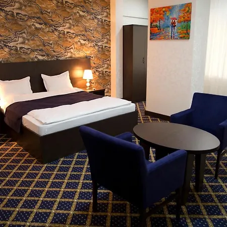 Kristal Inn Hotel-3