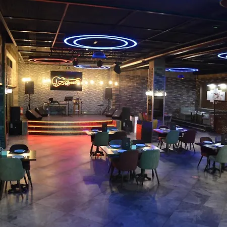 Piano Hotel Baku-3