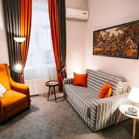 Donna Hotel-2