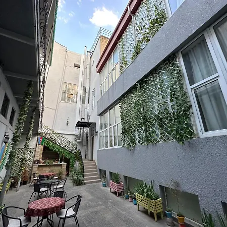 Gardenian Hotel Baku-3