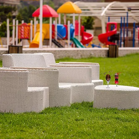 Ramada By Wyndham Baku-3