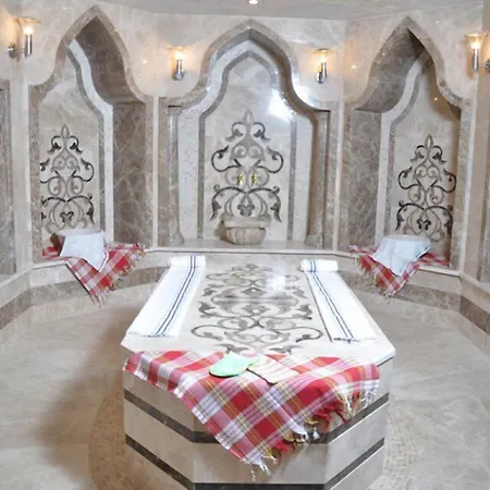 Joyy Hotel & Spa-3