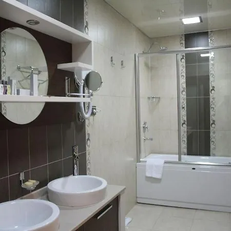 Premier Deluxe Hotel And Spa-2
