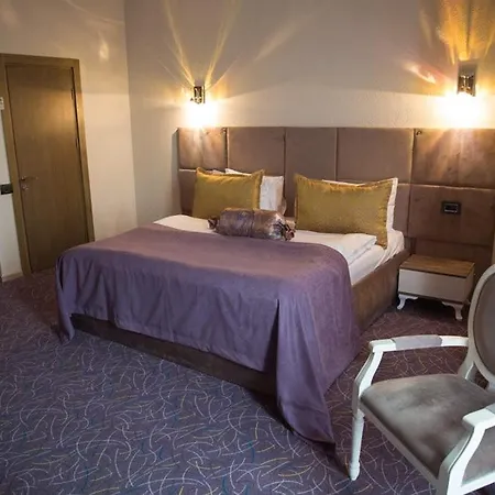 West Shine Boutique Hotel-3